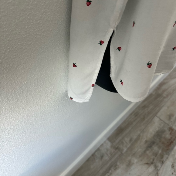 Rails White Button Down Shirt with Red Print - Picture 6 of 11